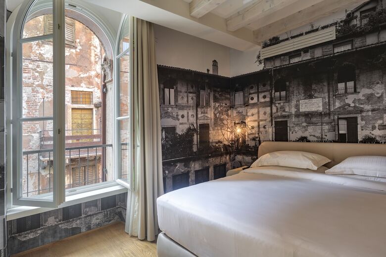 Lords Of Verona Luxury Apartments