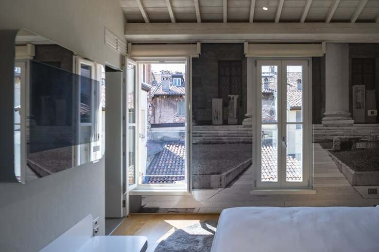 Lords Of Verona Luxury Apartments