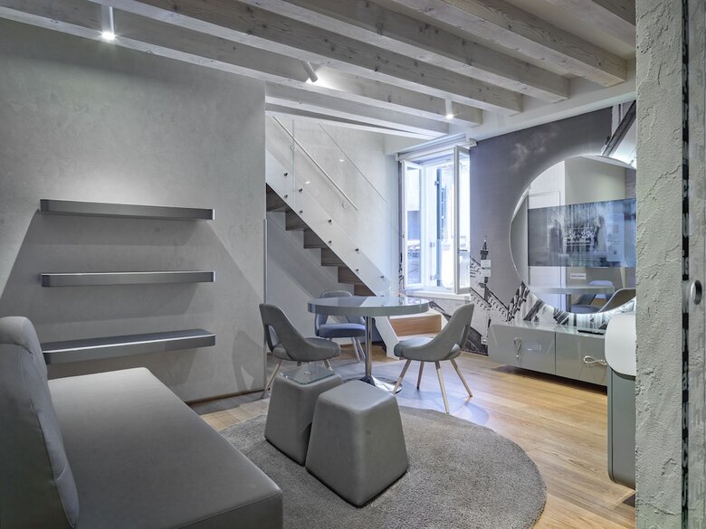 Lords Of Verona Luxury Apartments