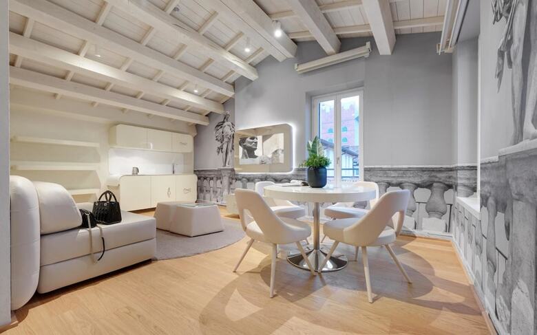 Lords Of Verona Luxury Apartments