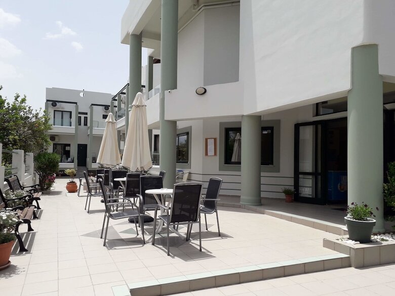 Ilias Apartments