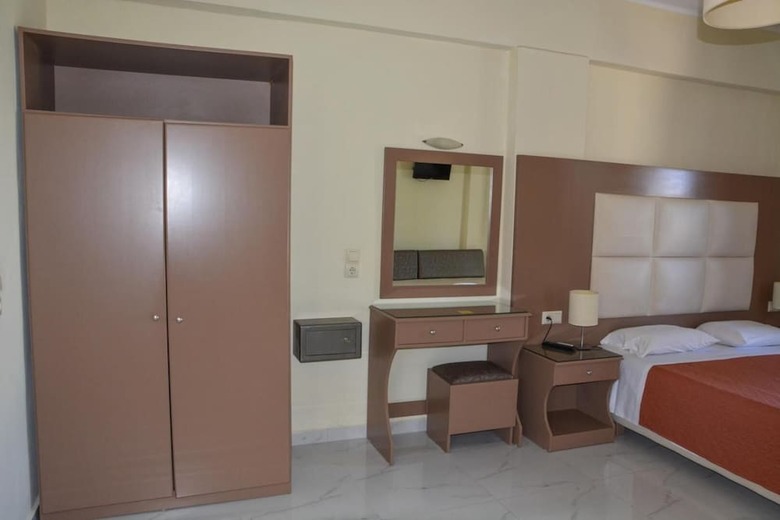 Ilias Apartments