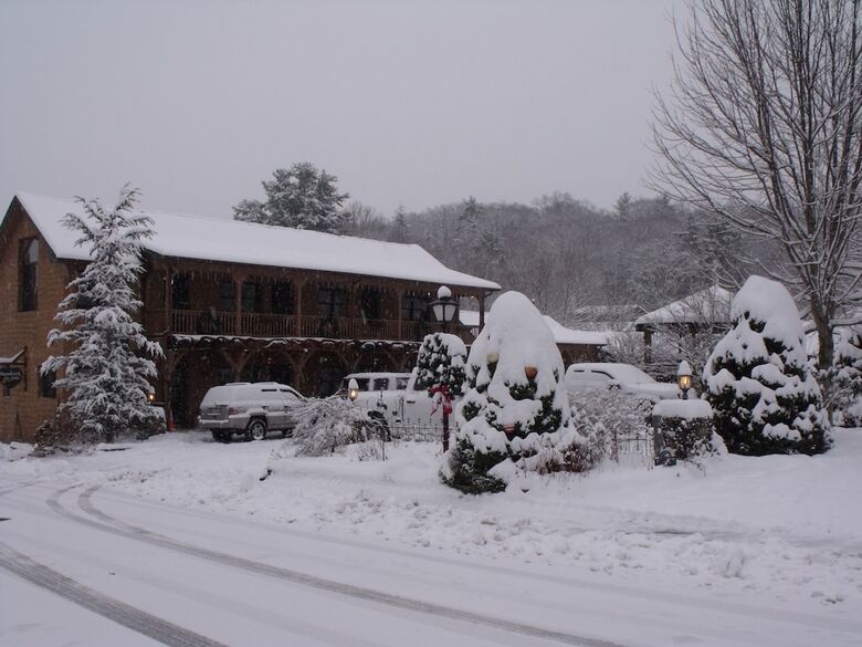 Hotel Hemlock Inn