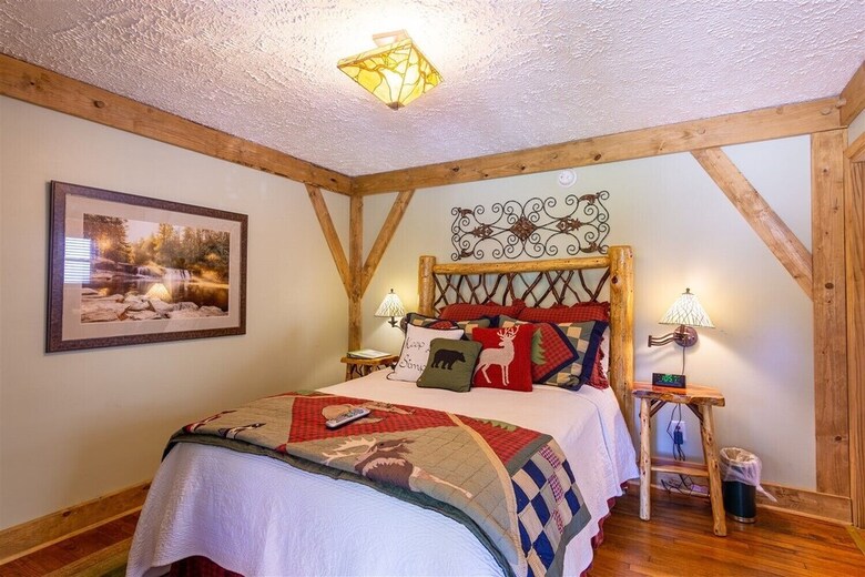 Hotel Hemlock Inn