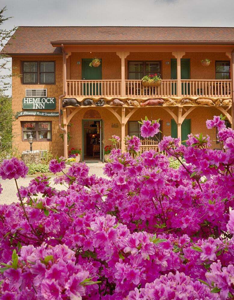 Hotel Hemlock Inn