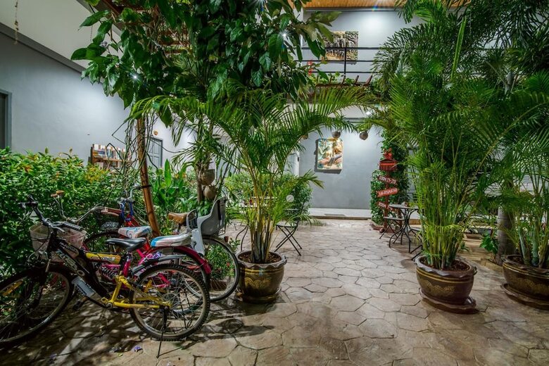 Samsha Guesthouse
