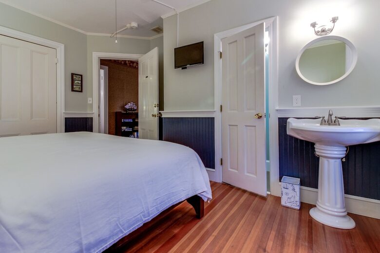 Bed & Breakfast Captain Lawrence Inn