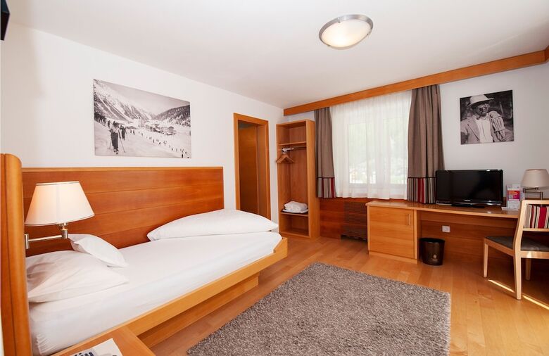 Hotel Eller