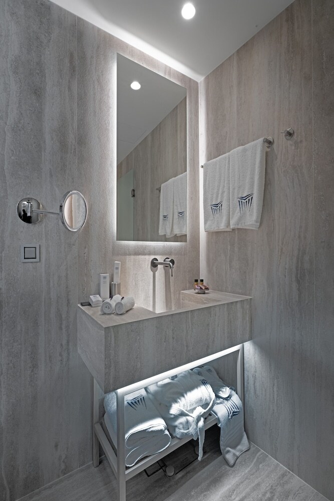 Hellenic Vibes Smart Hotel