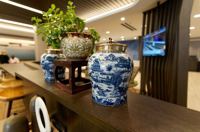 Hotel Springhill Suites By Marriott Chicago Chinatown