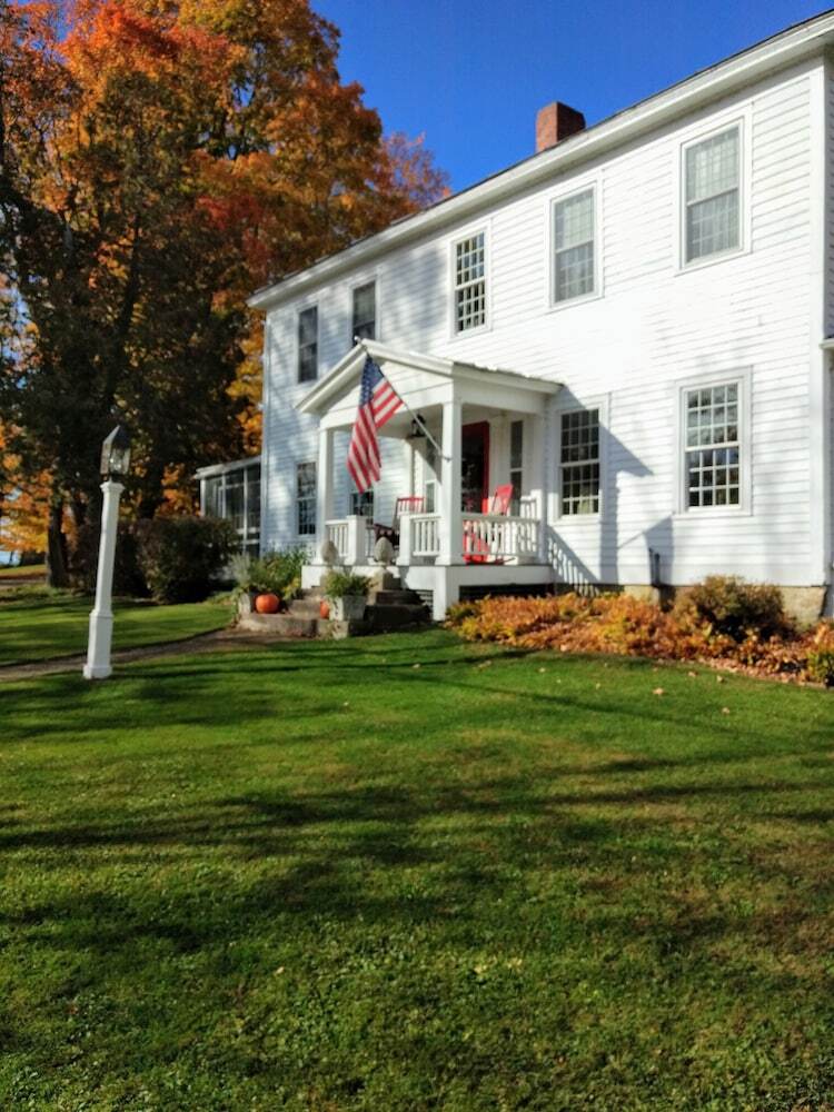 Bed & Breakfast The Buckmaster Inn