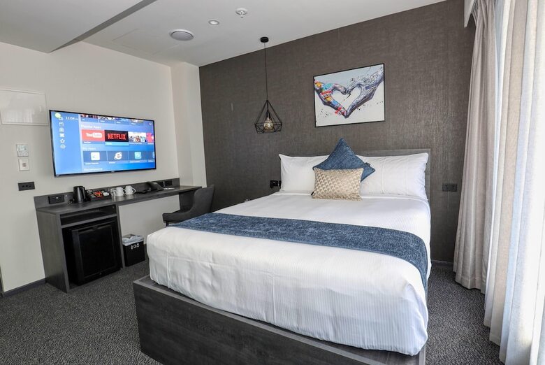 Hotel Microtel By Wyndham Wellington
