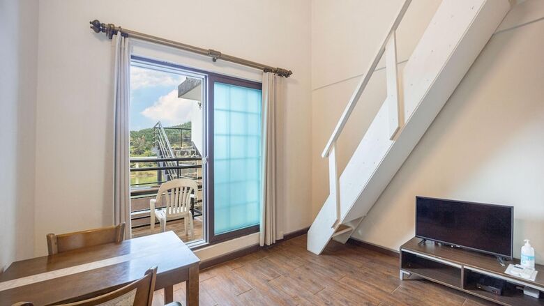 Gangchon Beautiful Pet House Pension