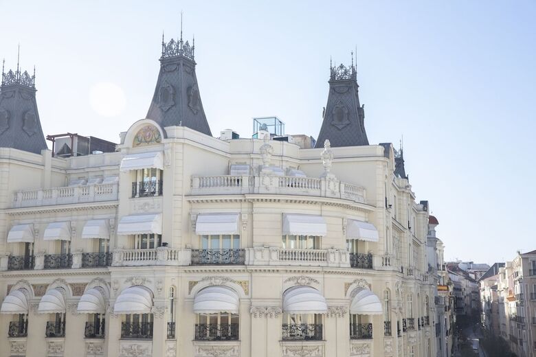 Hotel I Host You