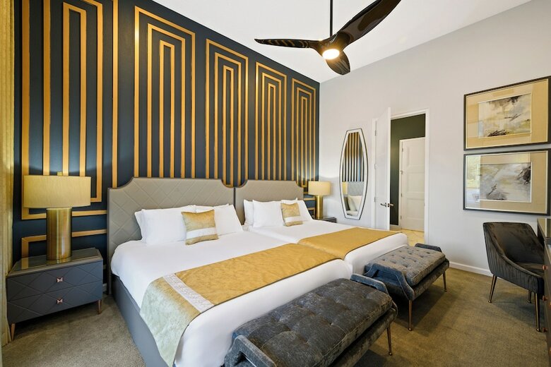 Hotel Villatel Village At Solterra Resort