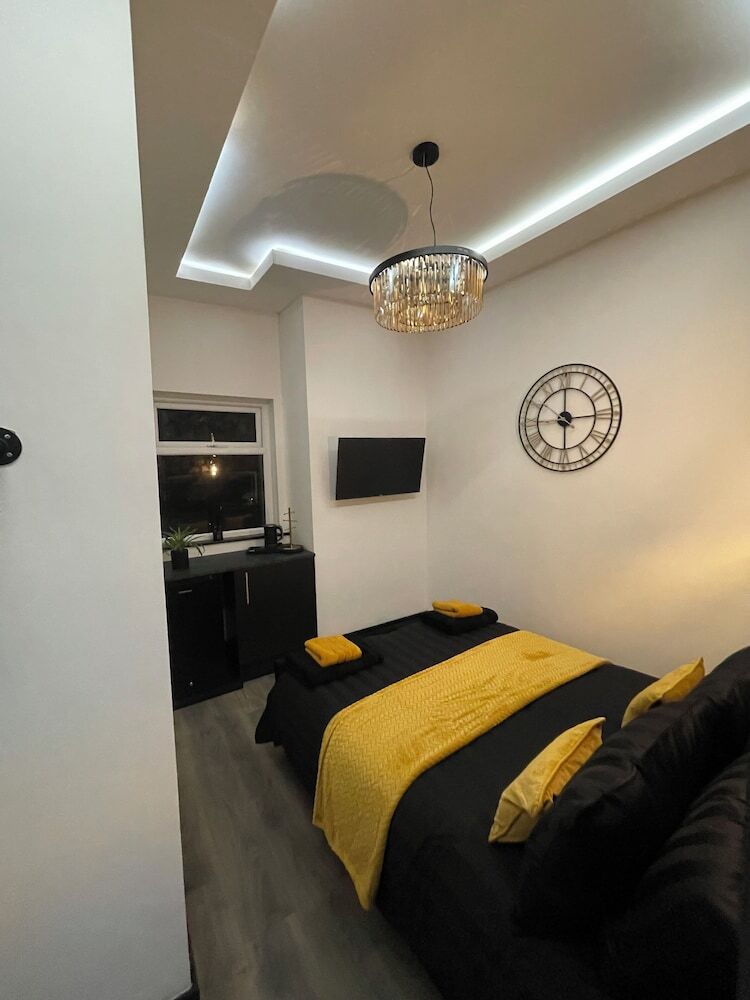 Residency Hotel And Bar