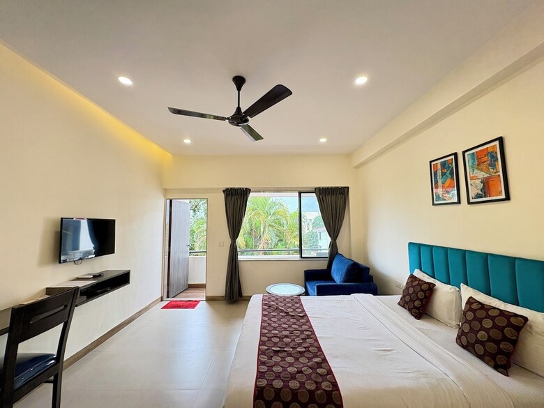 Girivihar Holiday Club - Pure Veg