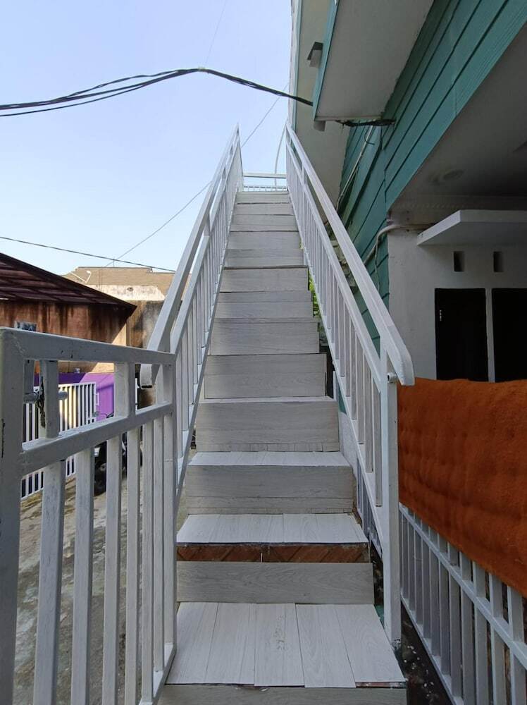 Hotel Oyo Life  92977 Neba Kost Aesthetic