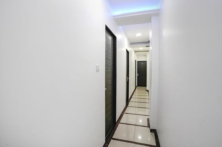 Hotel Fabexpress Park Residency