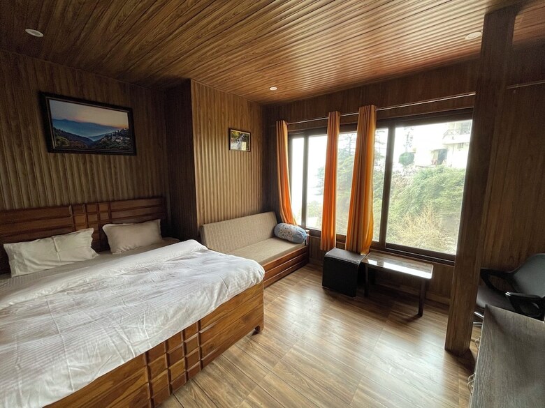 Hotel Casa Arhan Luxury Mussoorie Homestay