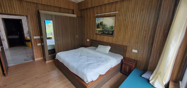 Hotel Casa Arhan Luxury Mussoorie Homestay