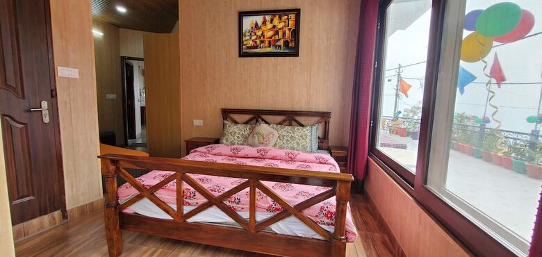 Hotel Casa Arhan Luxury Mussoorie Homestay