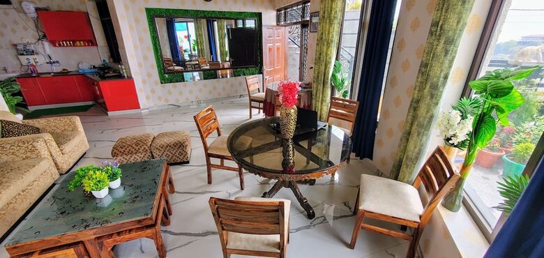 Hotel Casa Arhan Luxury Mussoorie Homestay