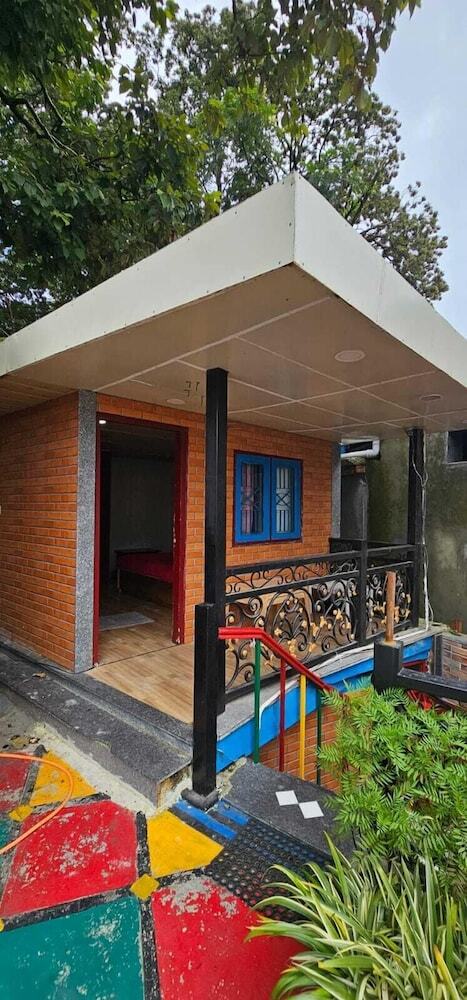 Hotel Casa Arhan Luxury Mussoorie Homestay