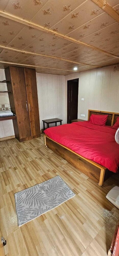 Hotel Casa Arhan Luxury Mussoorie Homestay