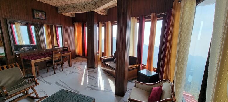 Hotel Casa Arhan Luxury Mussoorie Homestay