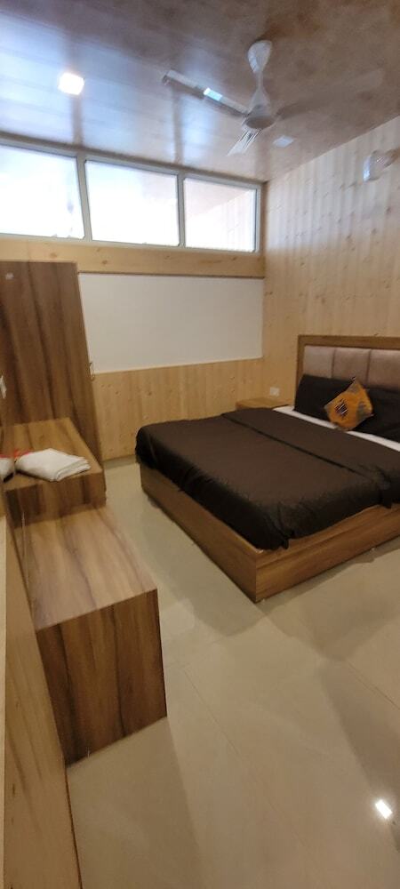 Hotel Casa Arhan Luxury Mussoorie Homestay