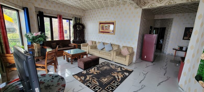 Hotel Casa Arhan Luxury Mussoorie Homestay