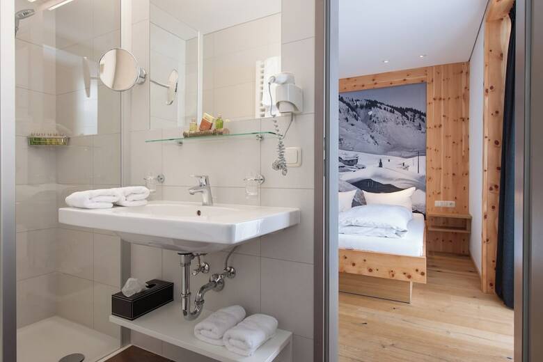 Mondschein Hotel And Chalet