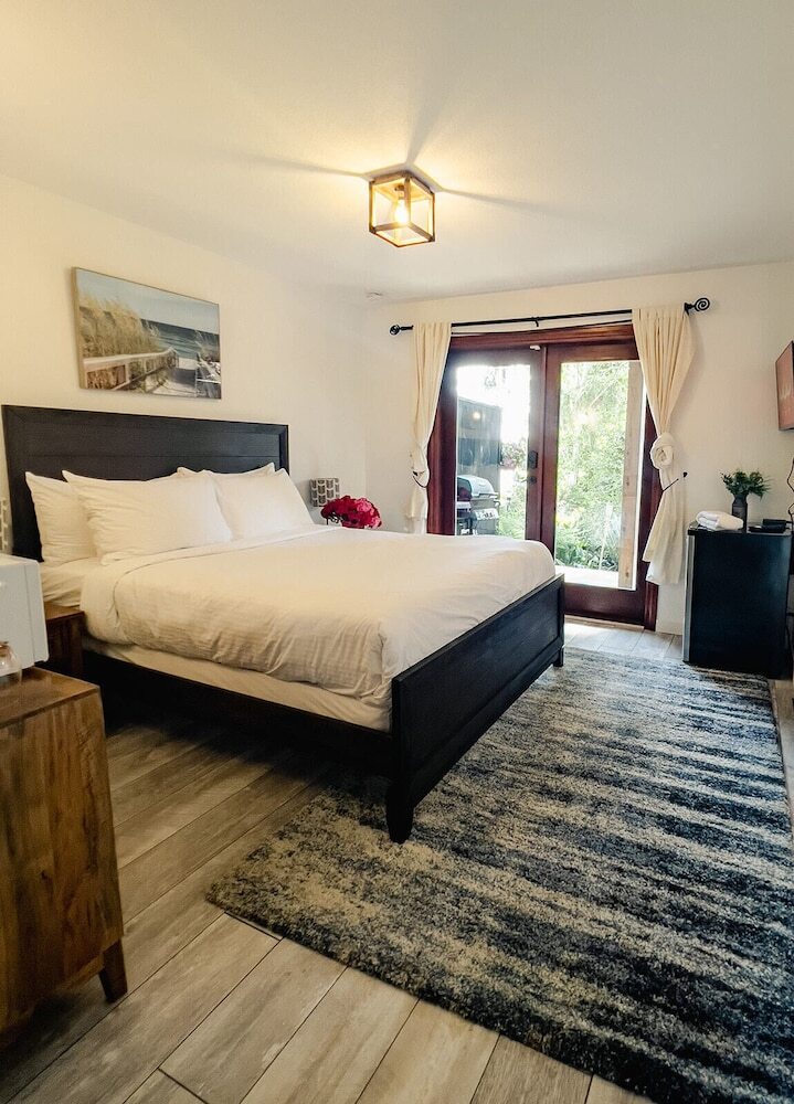 Posada Lunar Cove Inn