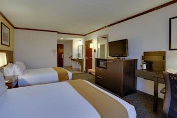 Holiday Inn Express Hotel & Suites Charleston-ashley Phosphate