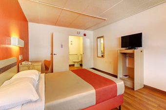 Motel 6 York