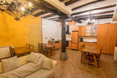 Hostal Zumargain
