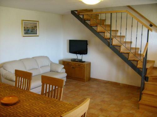 Holiday Homes In Korenici/istrien 11520