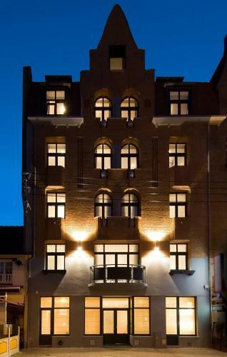 Pol Hotel