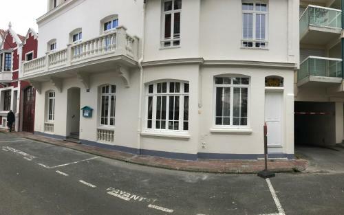 Hotel C�t� Mer