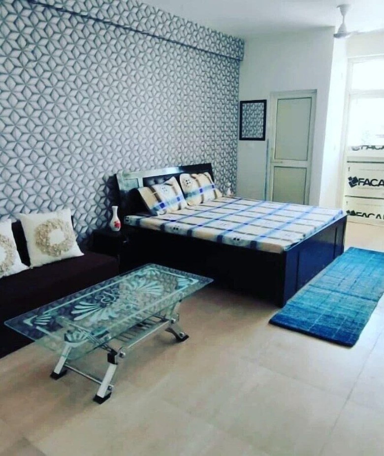 Hotel Noida Stay