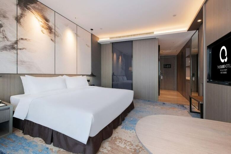 The Qube Hotel