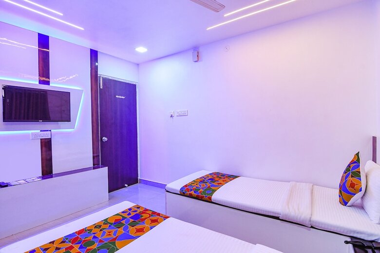Fabhotel Heritage Ruby