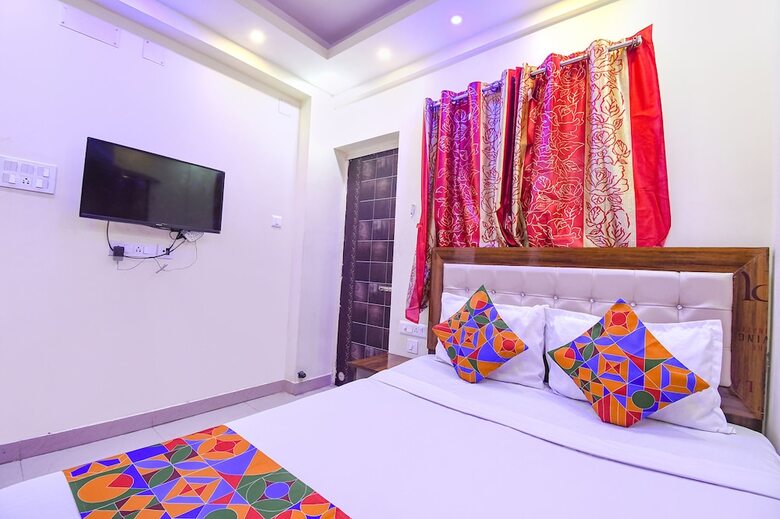 Hotel Fabexpress Rs Villa