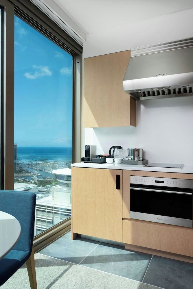 Renaissance Honolulu Hotel & Spa