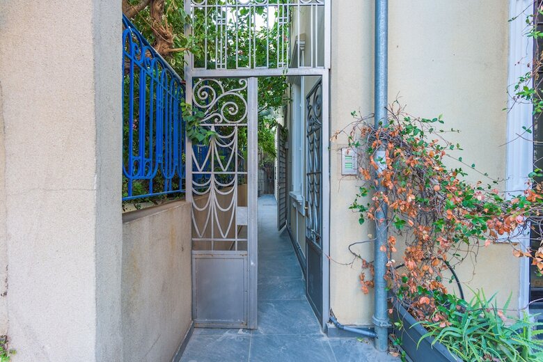 Hotel 961 Station Apartments In Mar Mikhael
