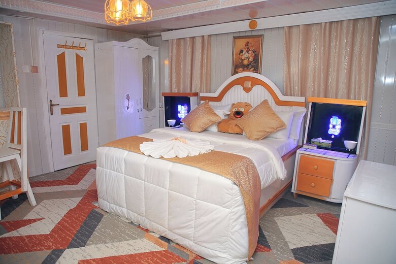 Hotel Afrikando Royal Castle