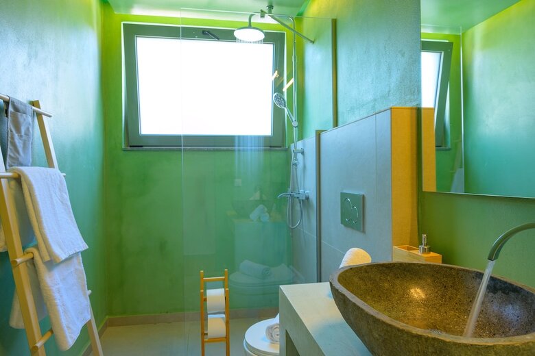 Roots Suites In Crete