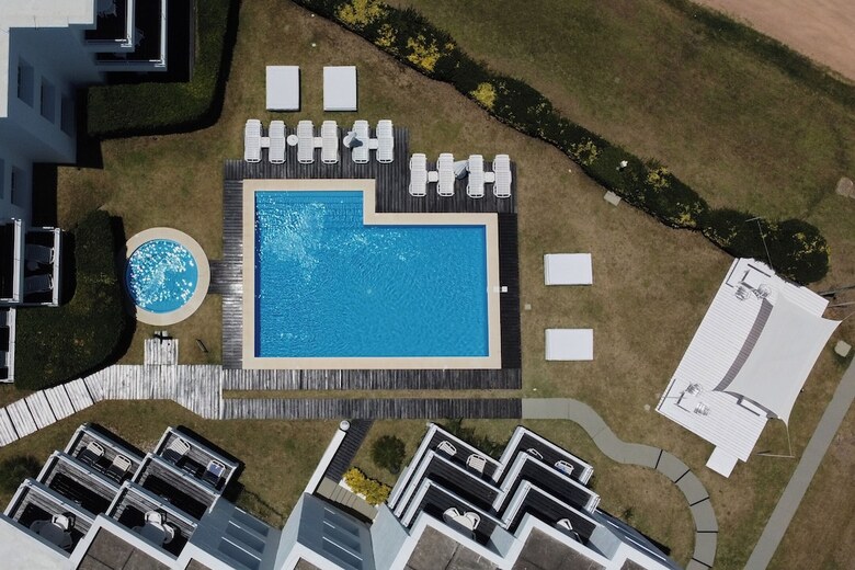 Hotel Las Olas Resort