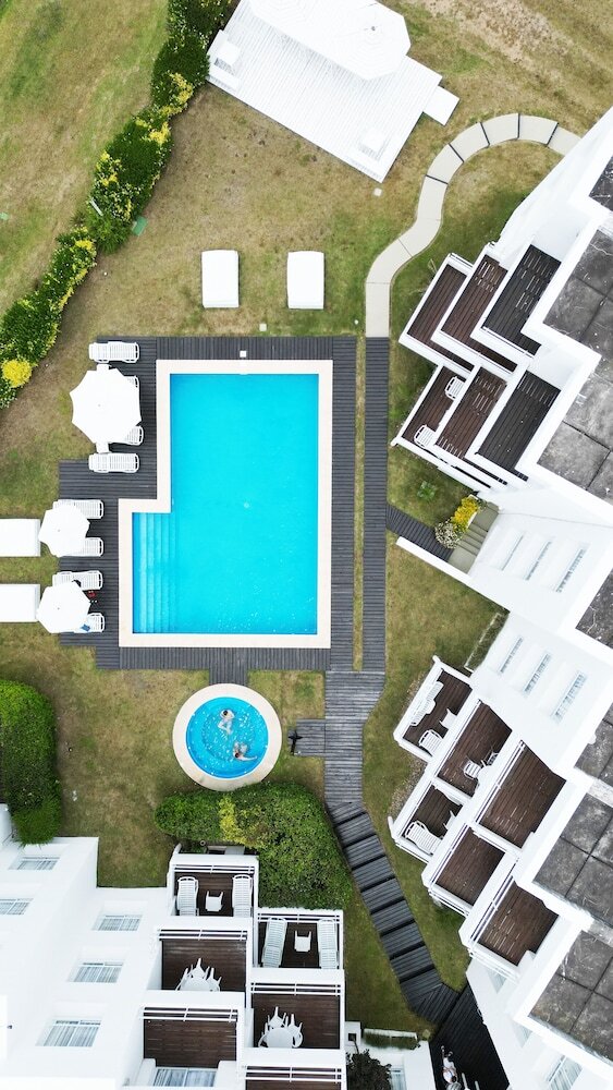 Hotel Las Olas Resort
